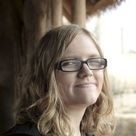 Jaclyn portait at the zoo